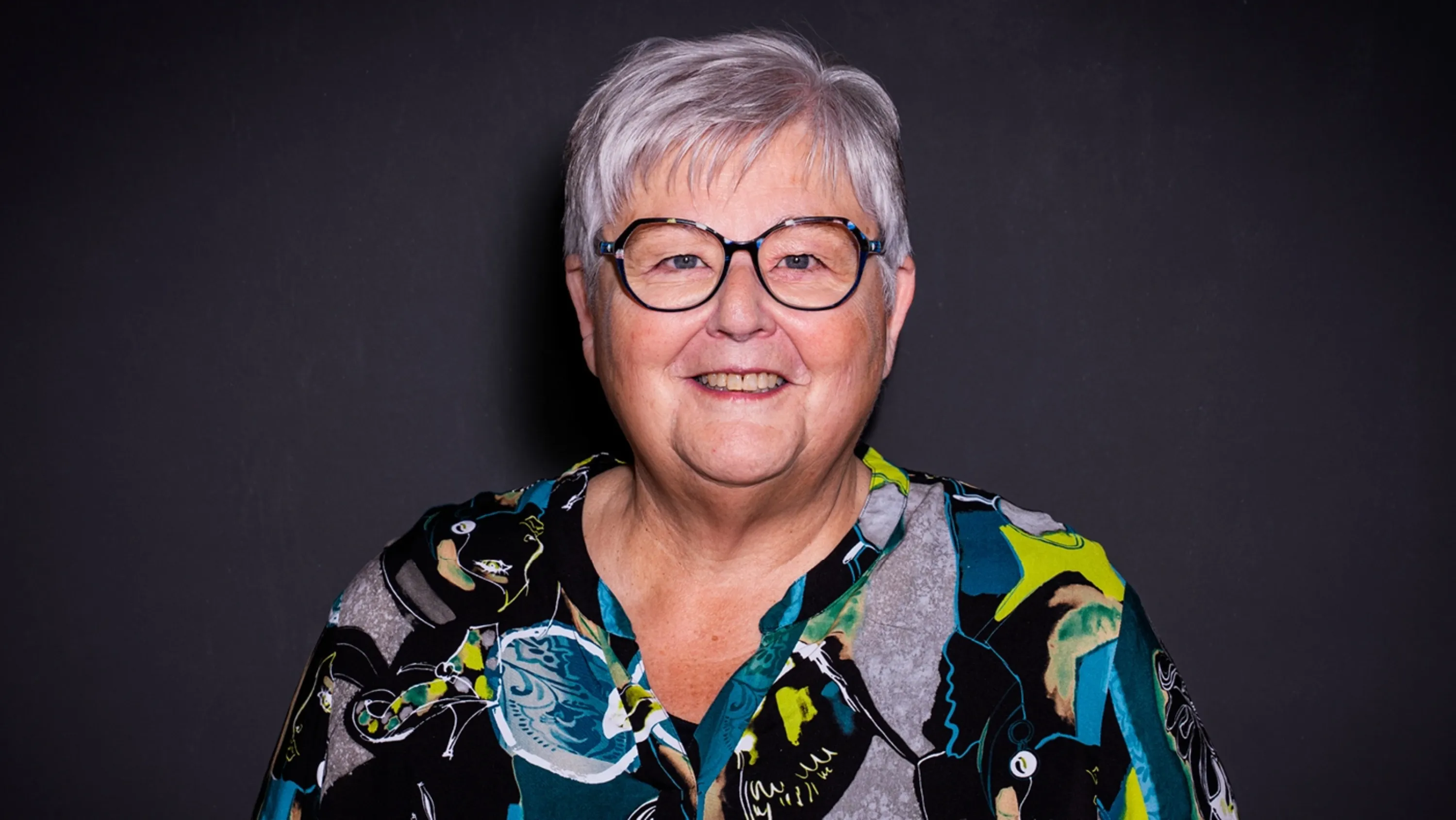 Porträtfoto von Frau Beeler